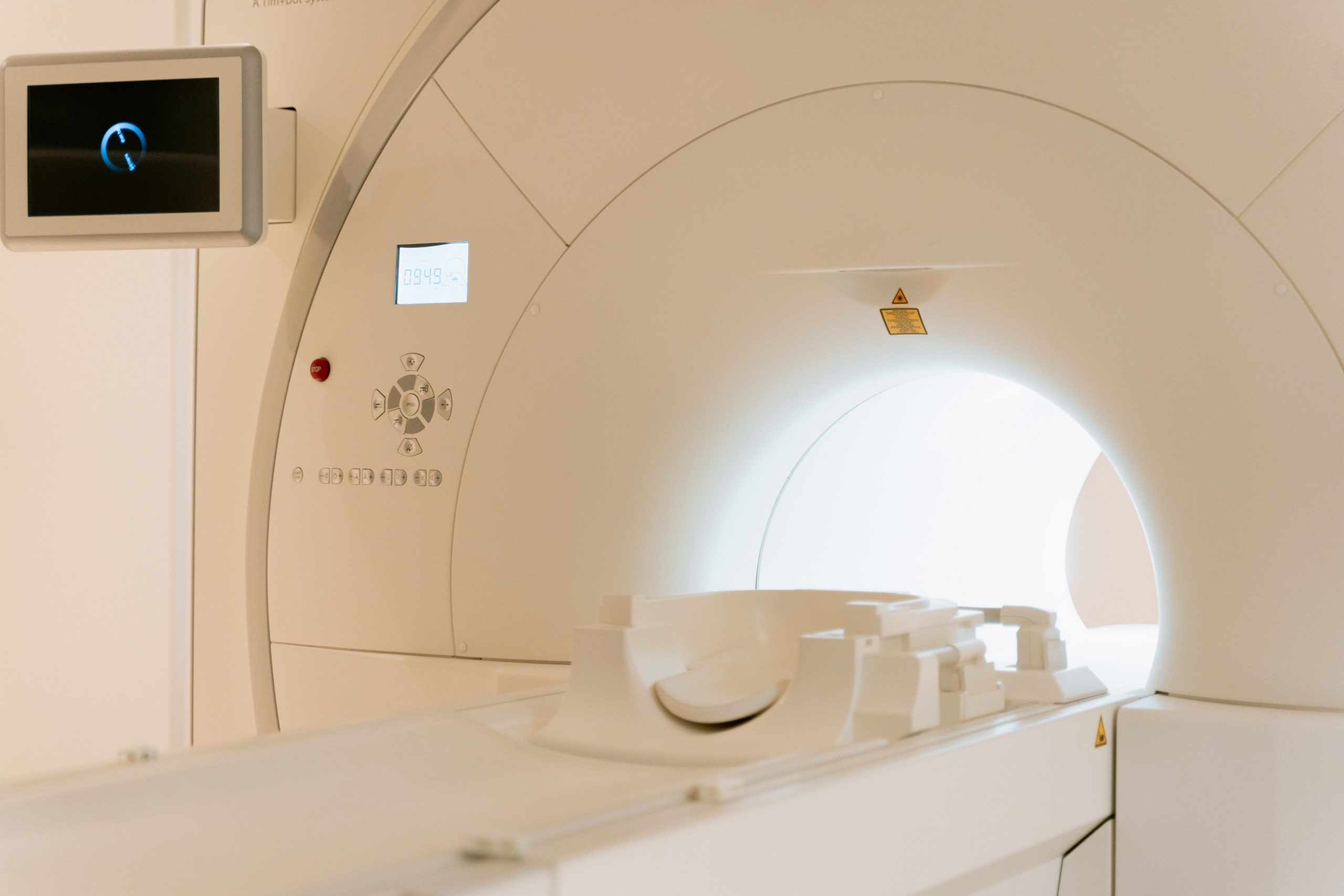 Room Temperature: The Silent Influence on CT and MRI Machine Scans
